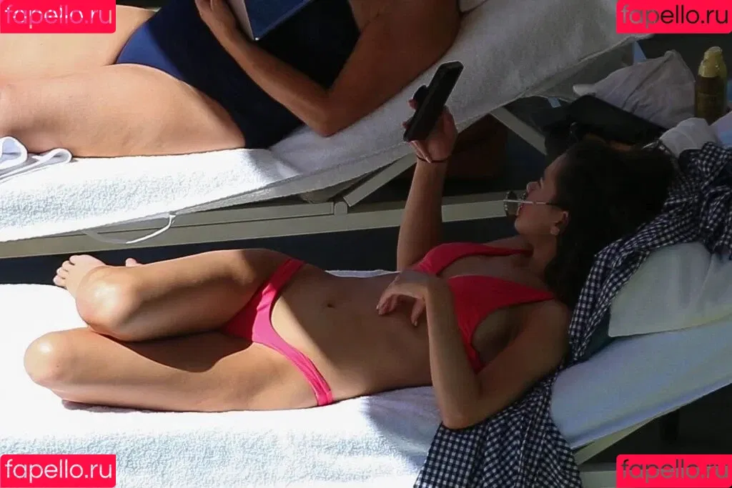 Hailee Steinfeld Onlyfans Photo Gallery 
