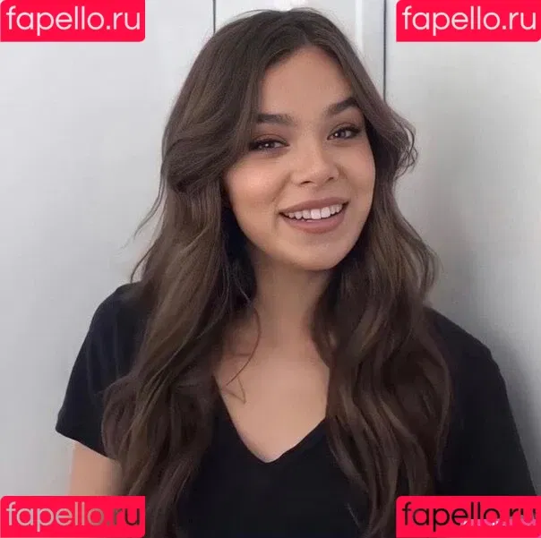 Hailee Steinfeld Onlyfans Photo Gallery 