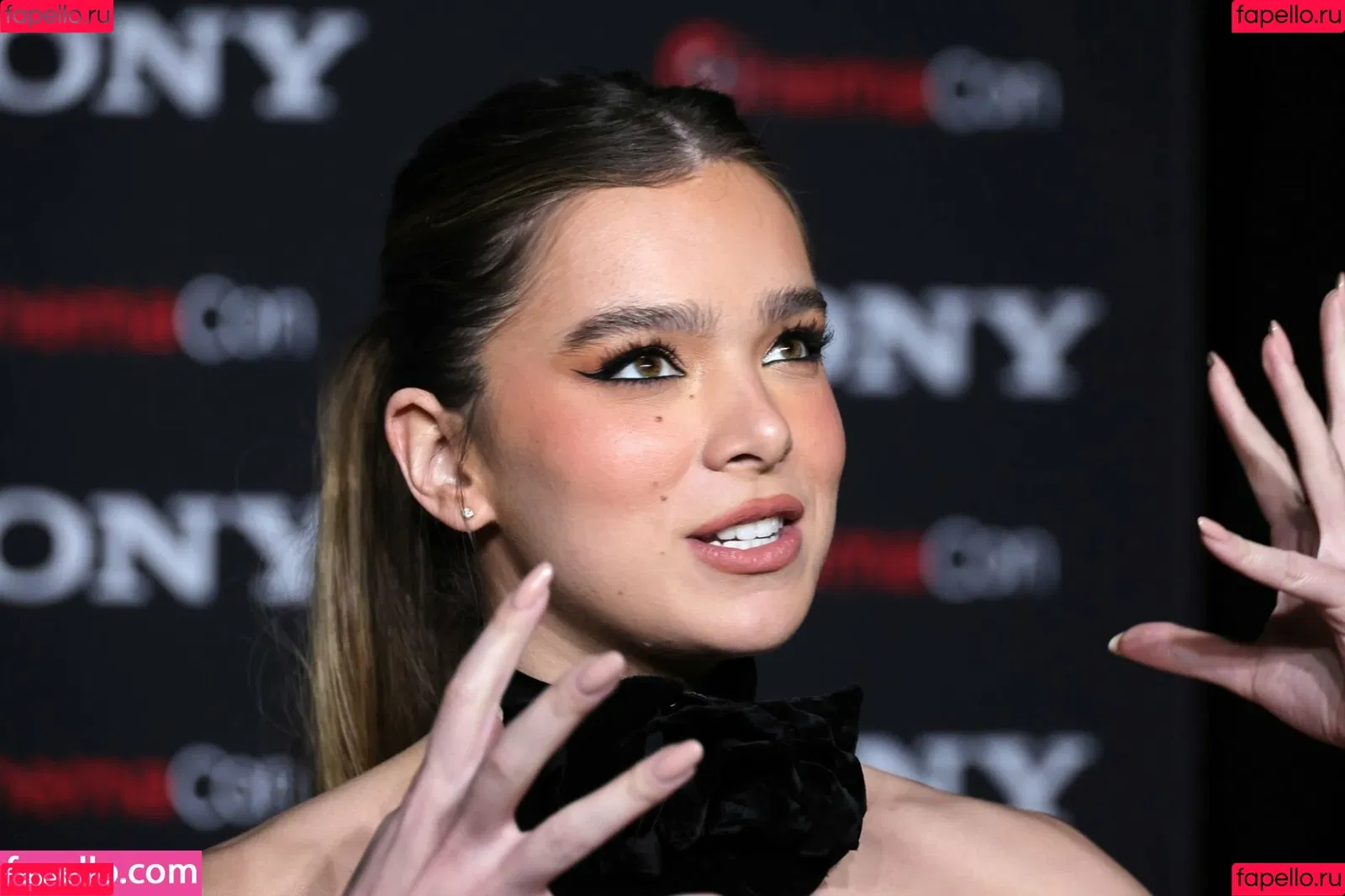 Hailee Steinfeld Onlyfans Photo Gallery 