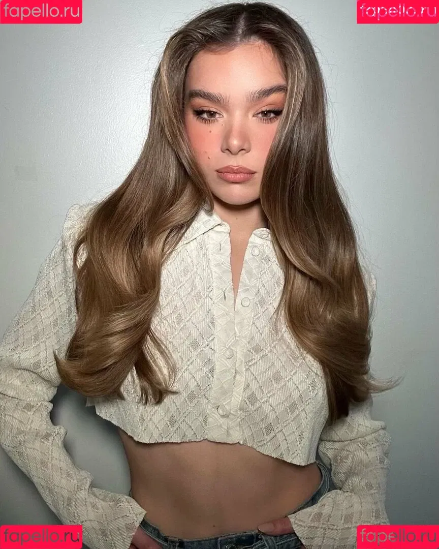 Hailee Steinfeld Onlyfans Photo Gallery 
