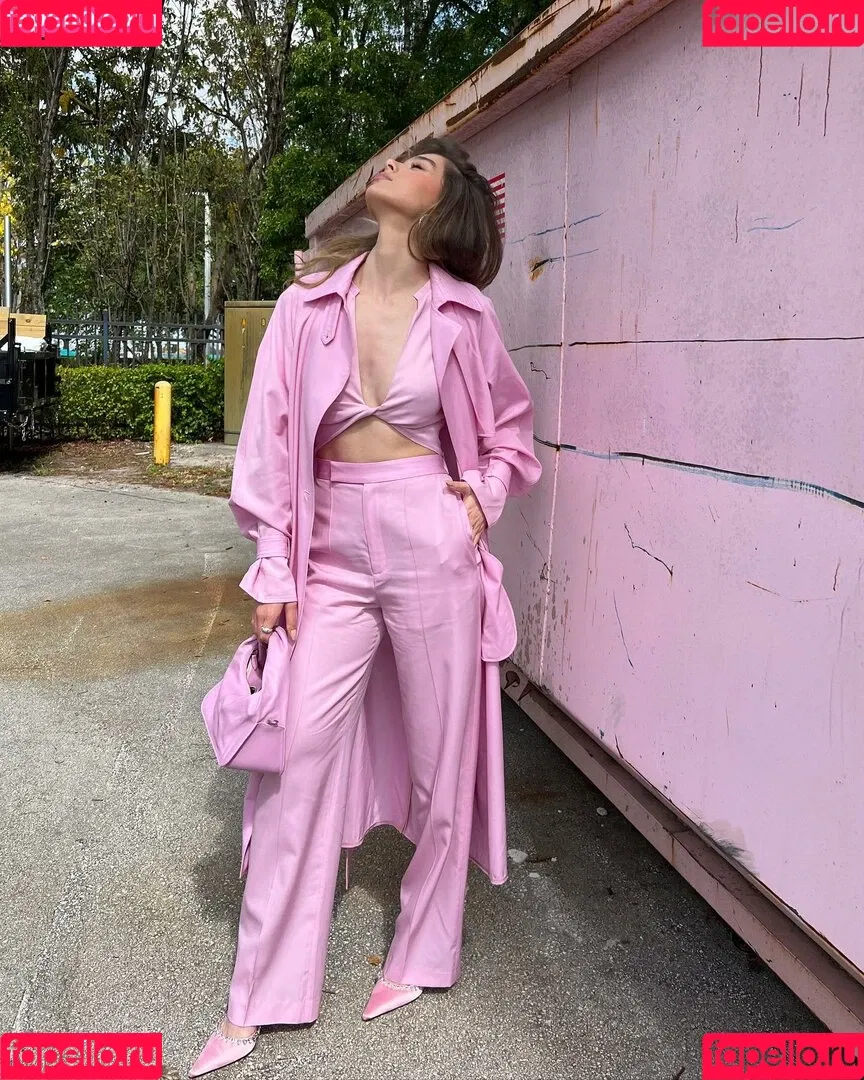 Hailee Steinfeld Onlyfans Photo Gallery 