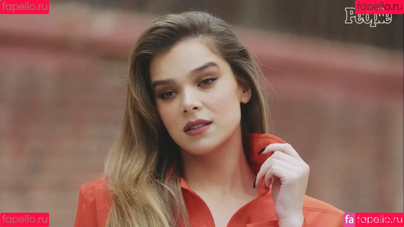 Hailee Steinfeld Onlyfans Photo Gallery 