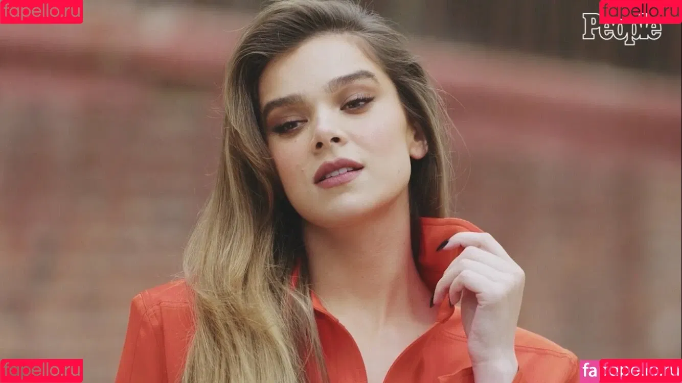 Hailee Steinfeld Onlyfans Photo Gallery 