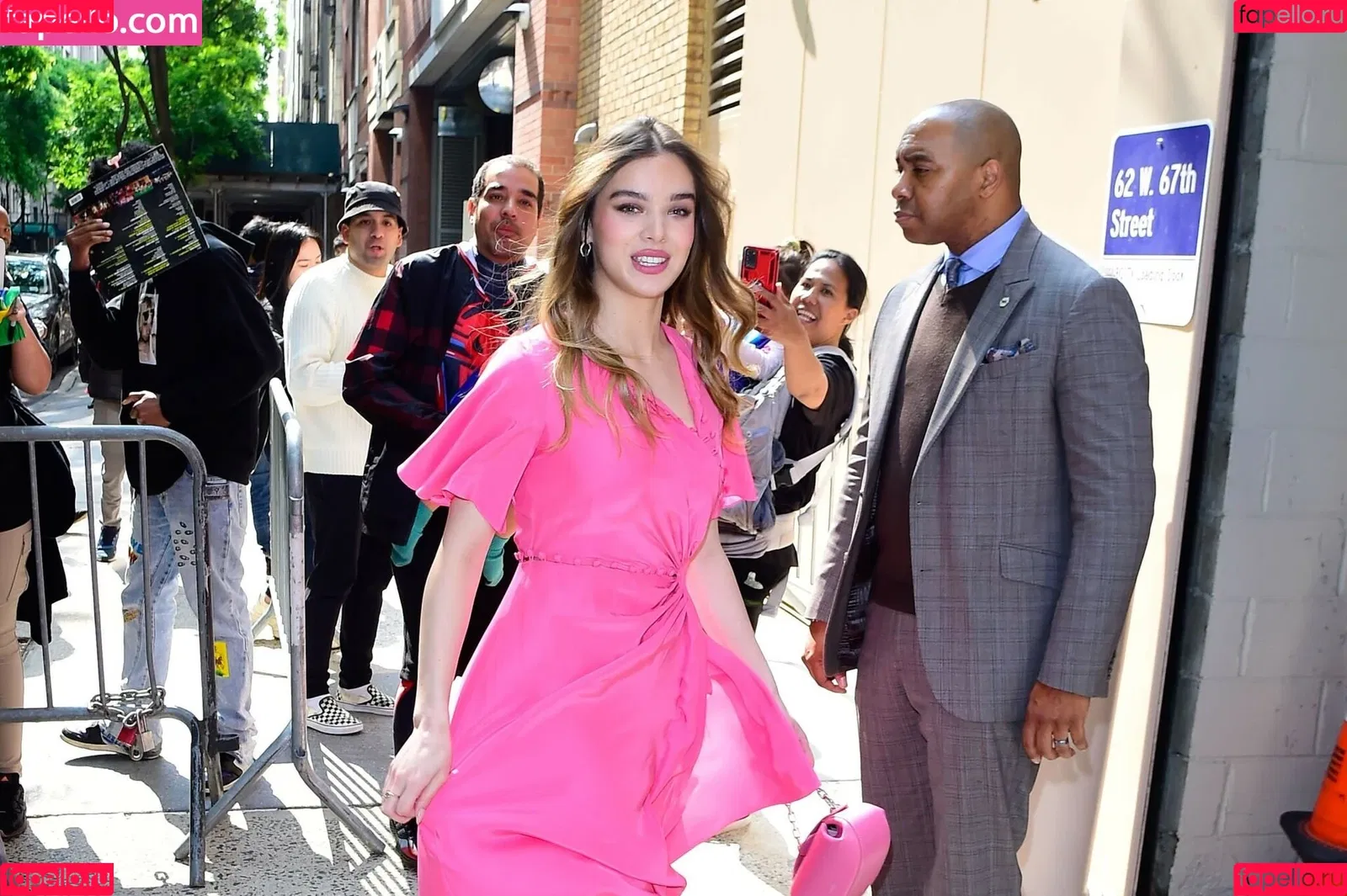 Hailee Steinfeld Onlyfans Photo Gallery 