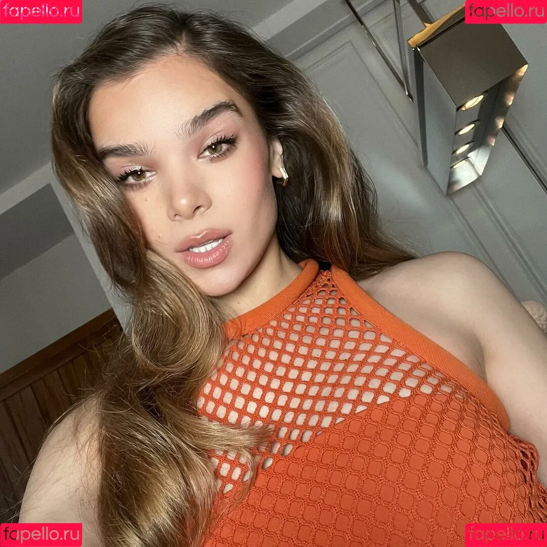 Hailee Steinfeld Onlyfans Photo Gallery 