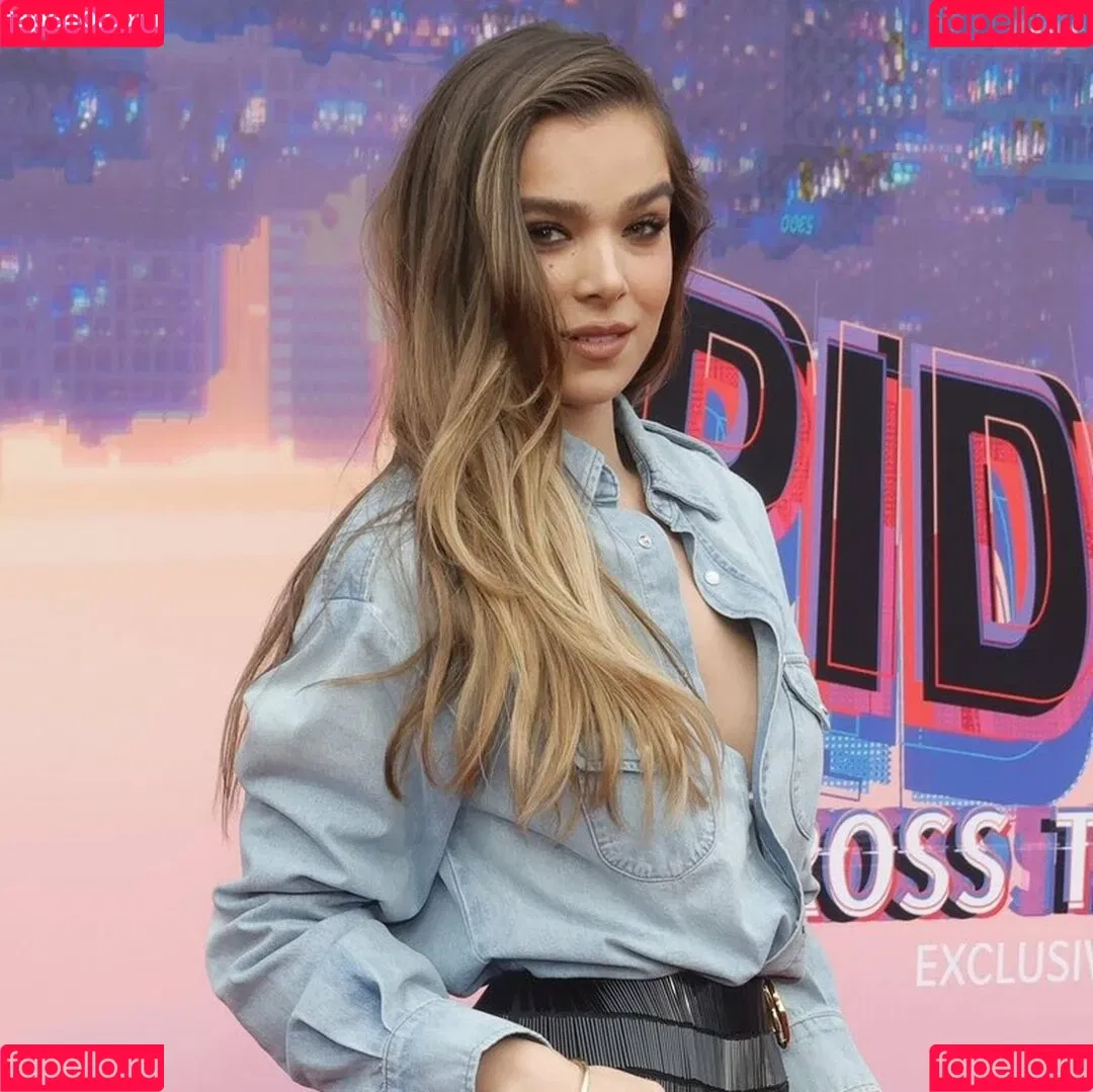 Hailee Steinfeld Onlyfans Photo Gallery 