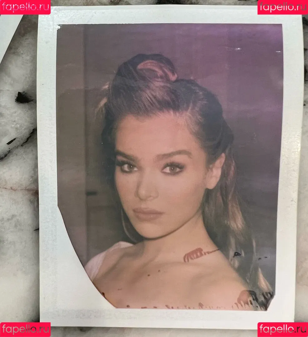 Hailee Steinfeld Onlyfans Photo Gallery 