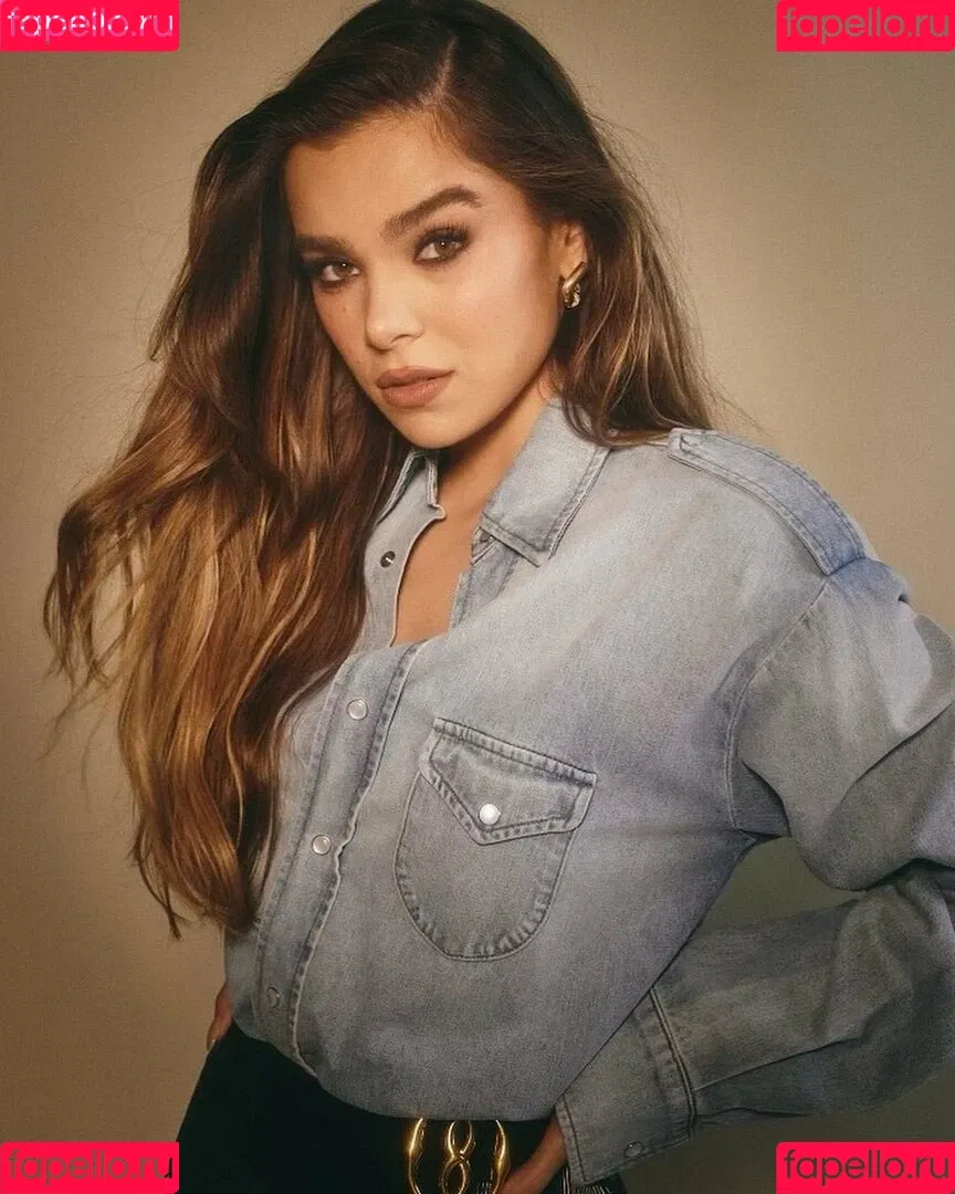 Hailee Steinfeld Onlyfans Photo Gallery 