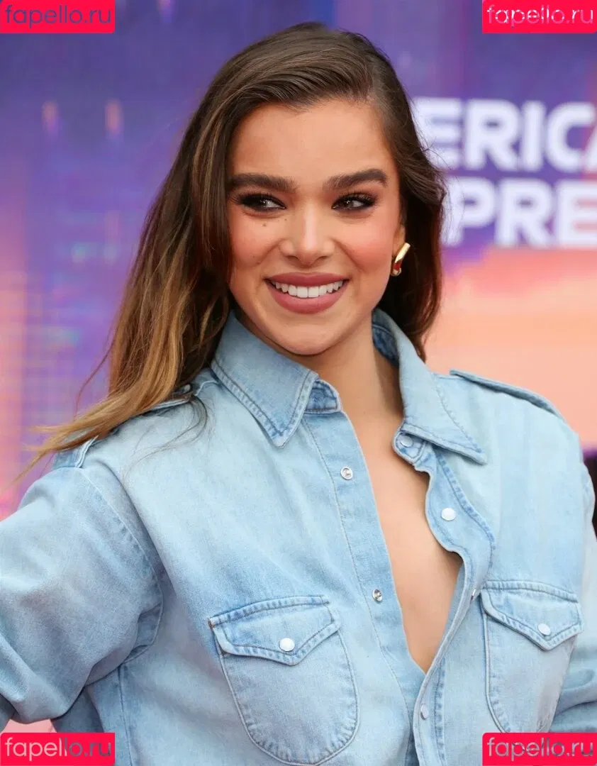 Hailee Steinfeld Onlyfans Photo Gallery 
