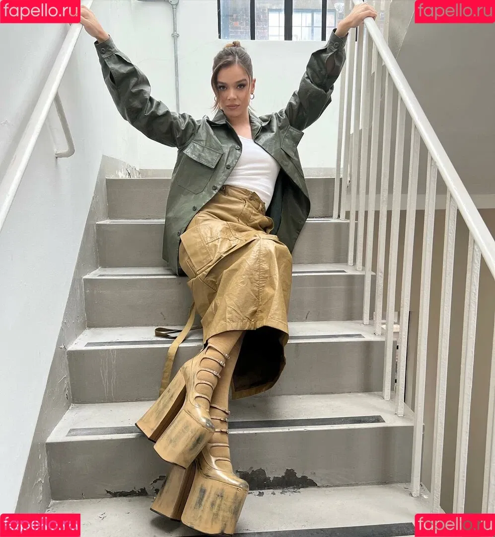 Hailee Steinfeld Onlyfans Photo Gallery 