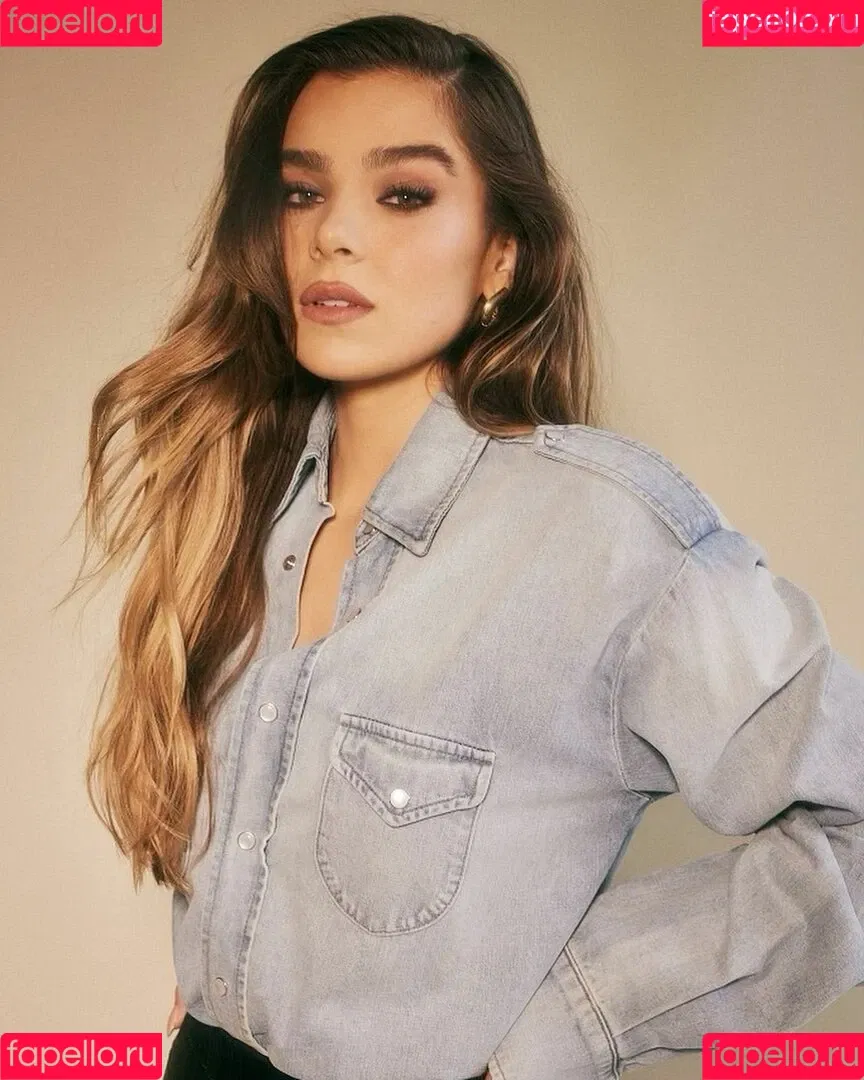 Hailee Steinfeld Onlyfans Photo Gallery 