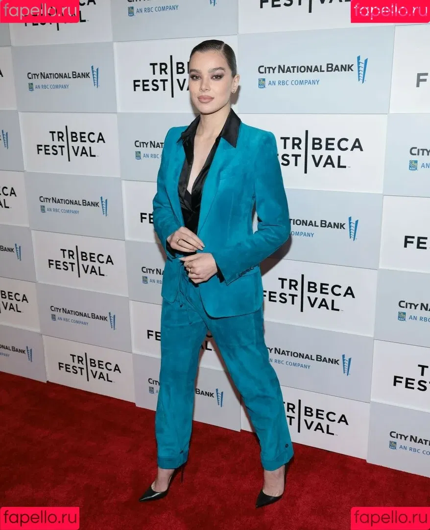 Hailee Steinfeld Onlyfans Photo Gallery 