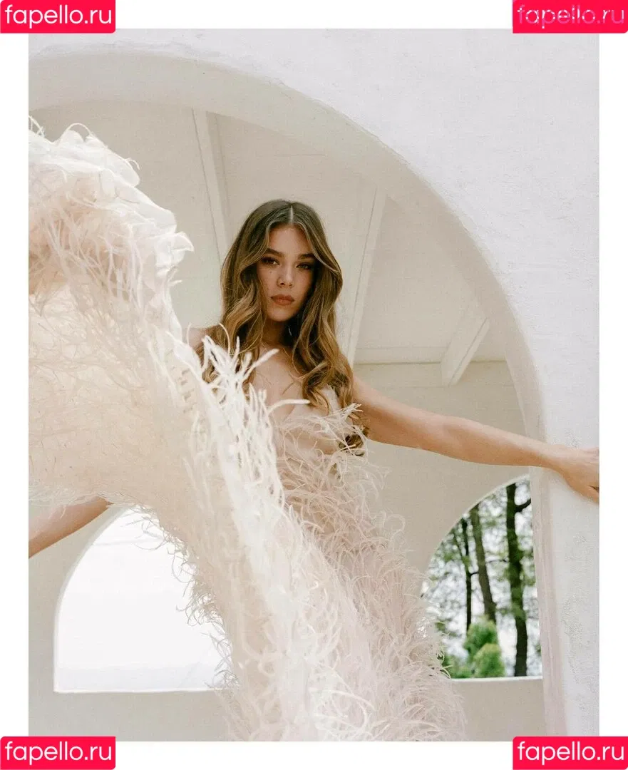 Hailee Steinfeld Onlyfans Photo Gallery 