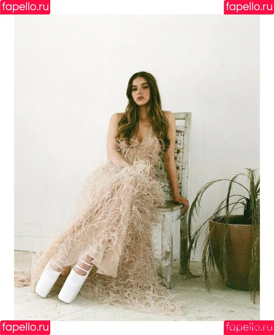 Hailee Steinfeld Onlyfans Photo Gallery 