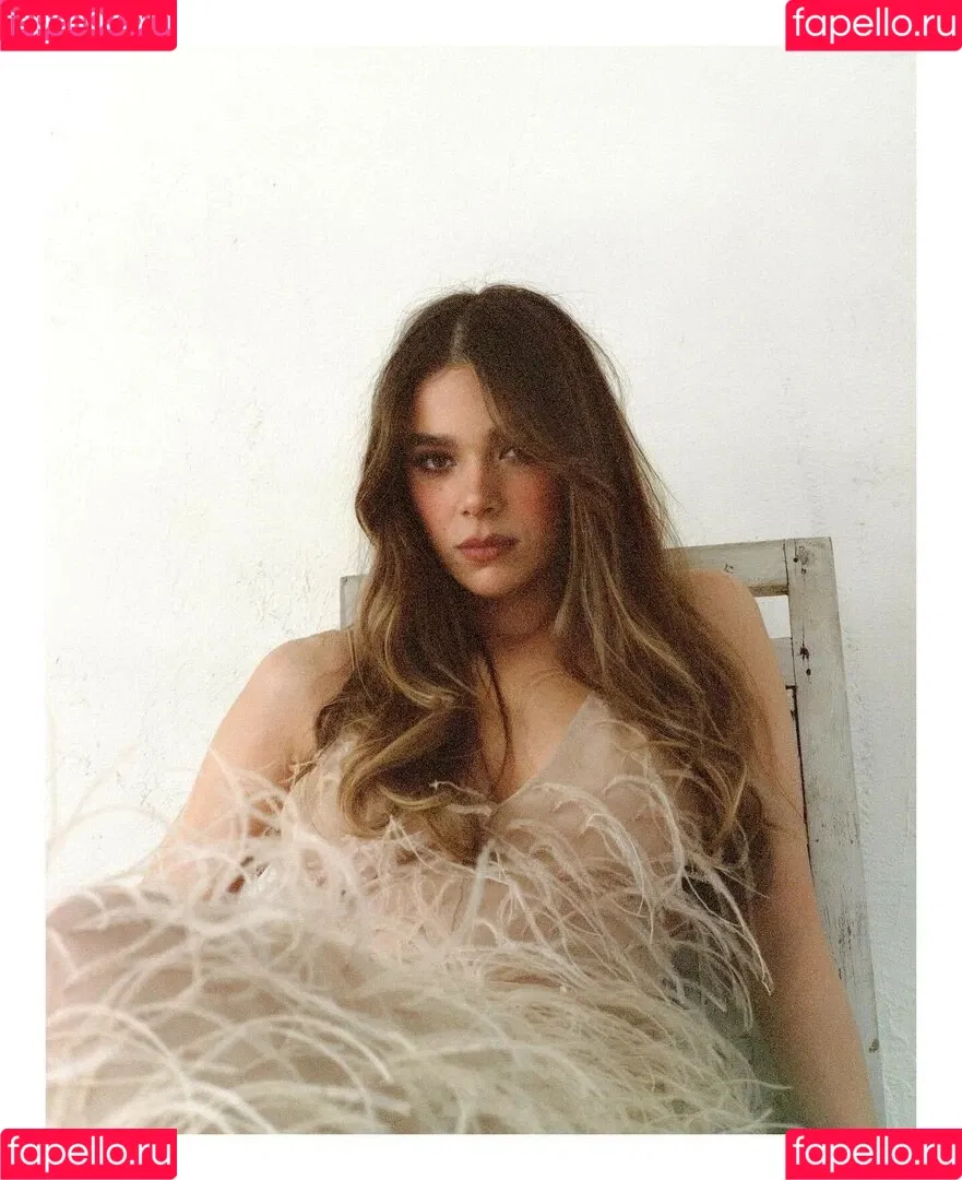 Hailee Steinfeld Onlyfans Photo Gallery 