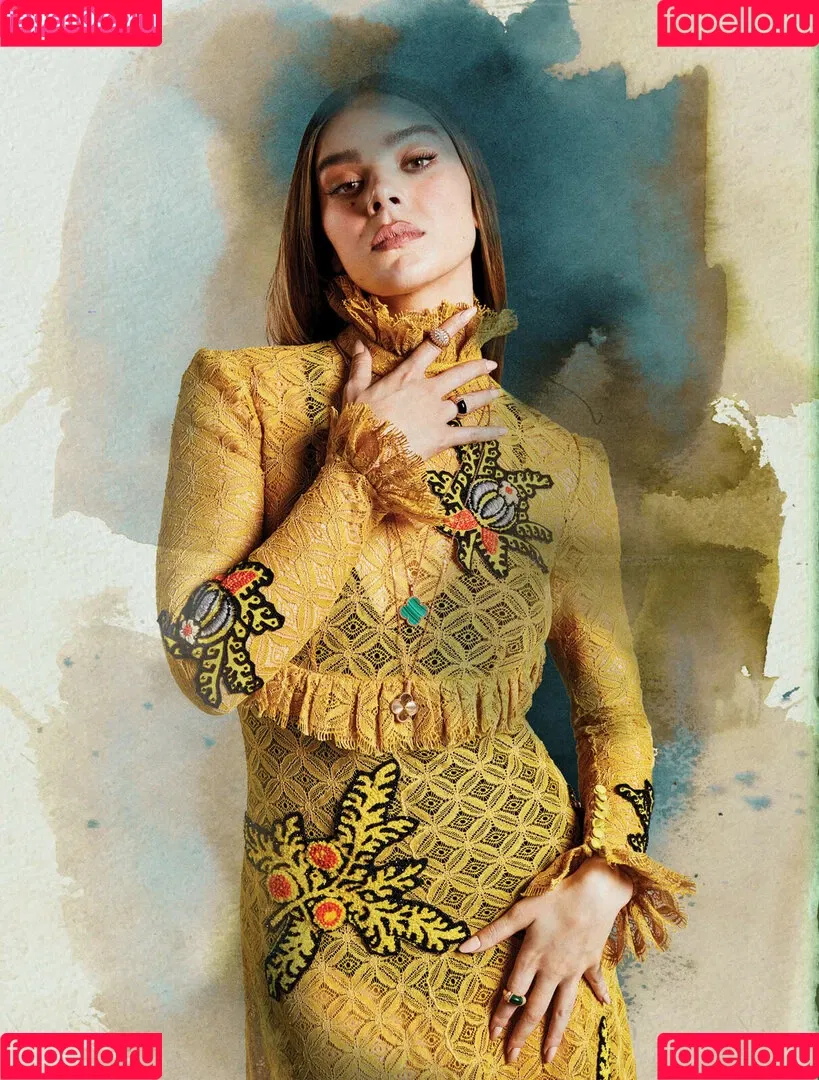 Hailee Steinfeld Onlyfans Photo Gallery 