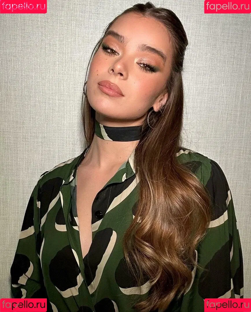 Hailee Steinfeld Onlyfans Photo Gallery 