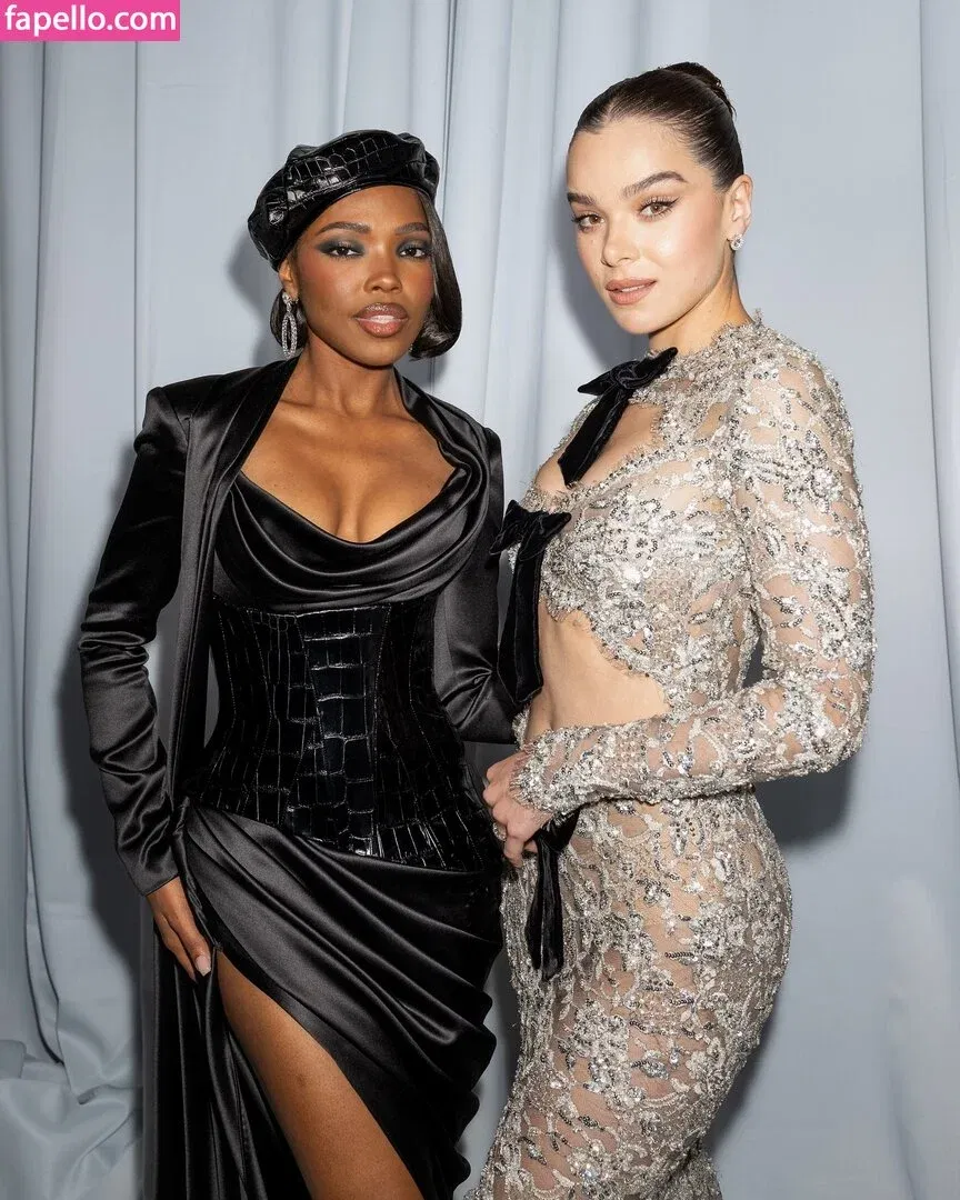 Hailee Steinfeld Onlyfans Photo Gallery 