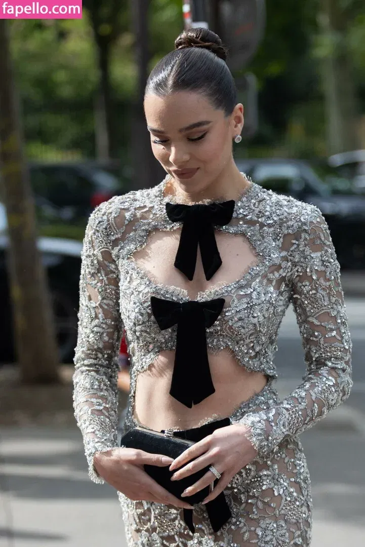 Hailee Steinfeld Onlyfans Photo Gallery 