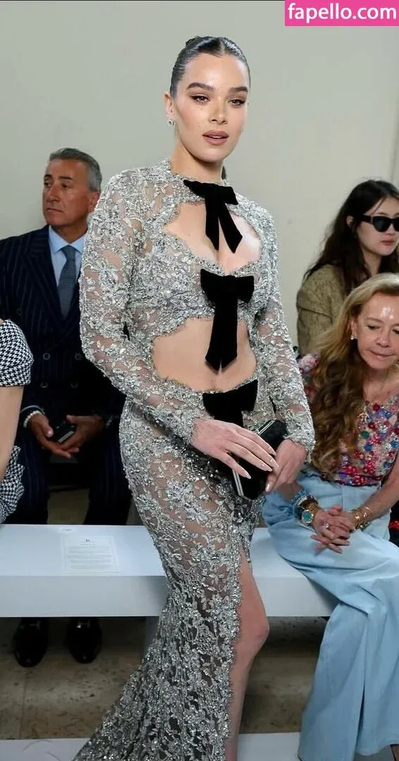 Hailee Steinfeld Onlyfans Photo Gallery 