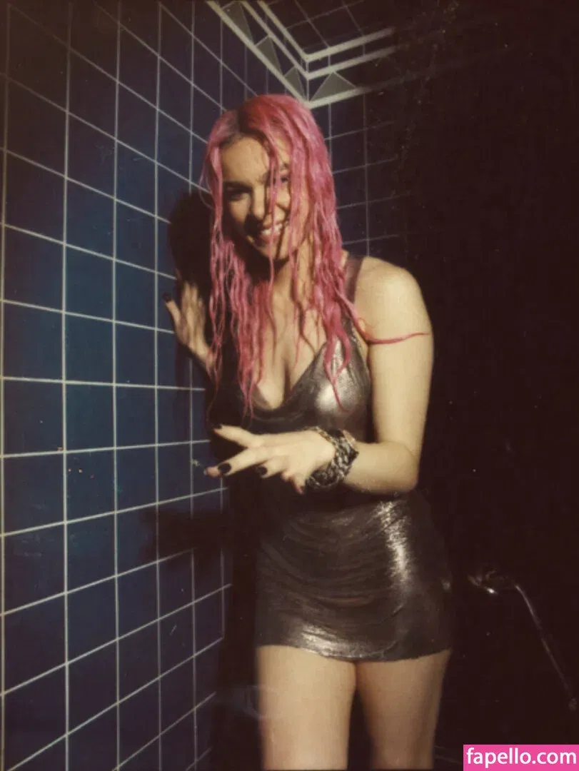 Hailee Steinfeld Onlyfans Photo Gallery 