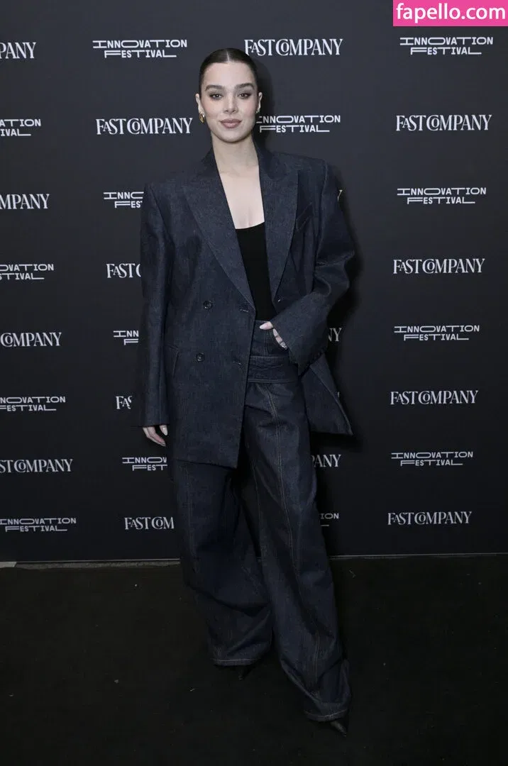 Hailee Steinfeld Onlyfans Photo Gallery 