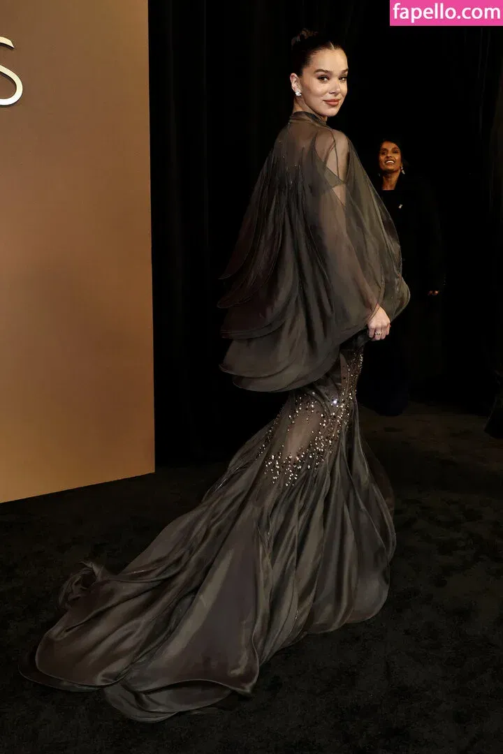 Hailee Steinfeld Onlyfans Photo Gallery 