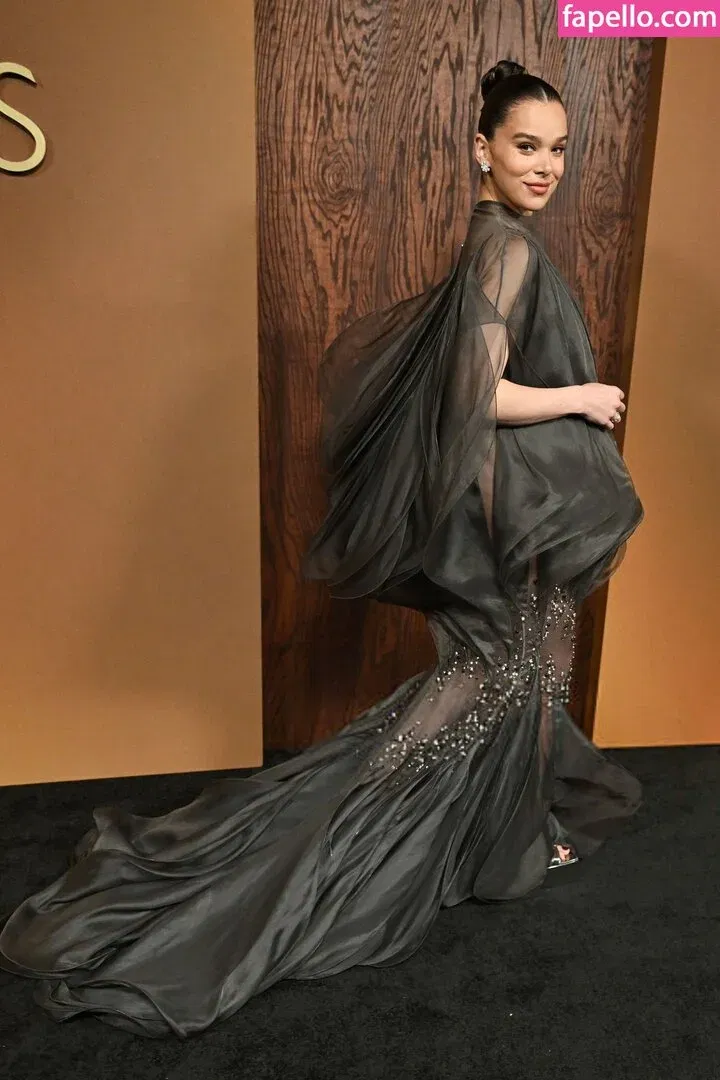 Hailee Steinfeld Onlyfans Photo Gallery 