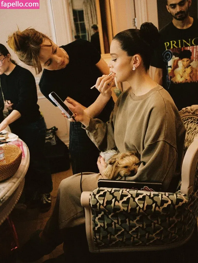 Hailee Steinfeld Onlyfans Photo Gallery 