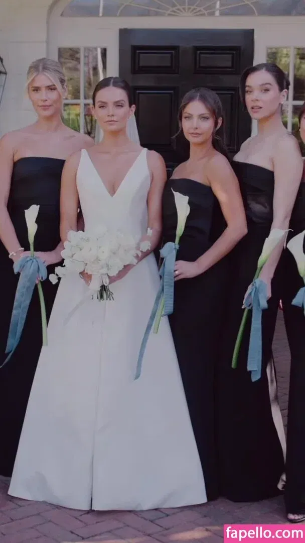 Hailee Steinfeld Onlyfans Photo Gallery 