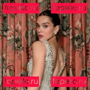 Hailee Steinfeld Onlyfans Photo Gallery 