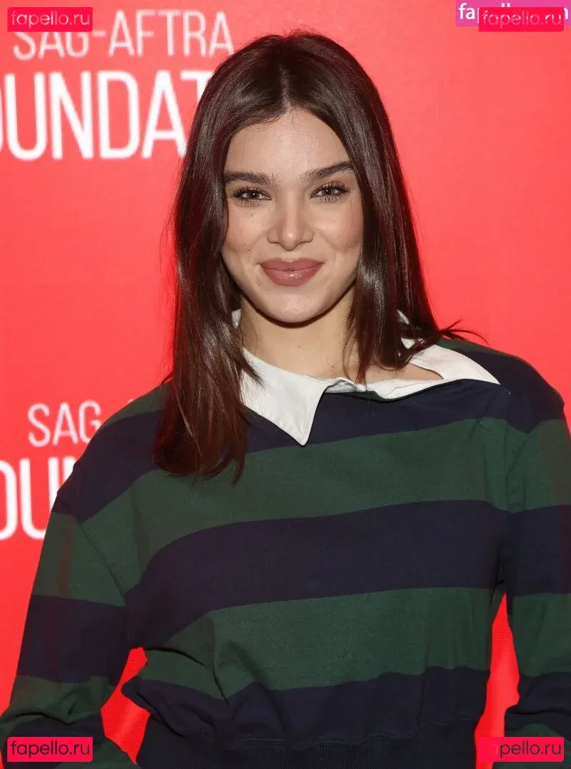 Hailee Steinfeld Onlyfans Photo Gallery 