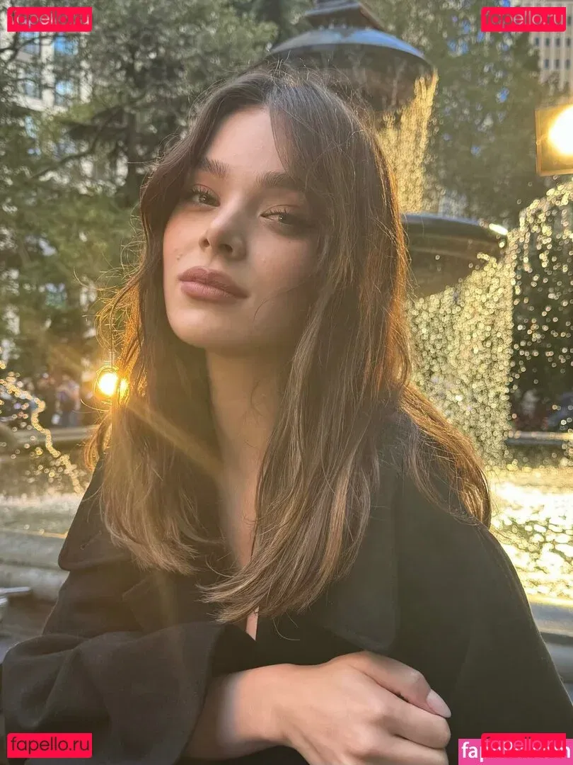 Hailee Steinfeld Onlyfans Photo Gallery 