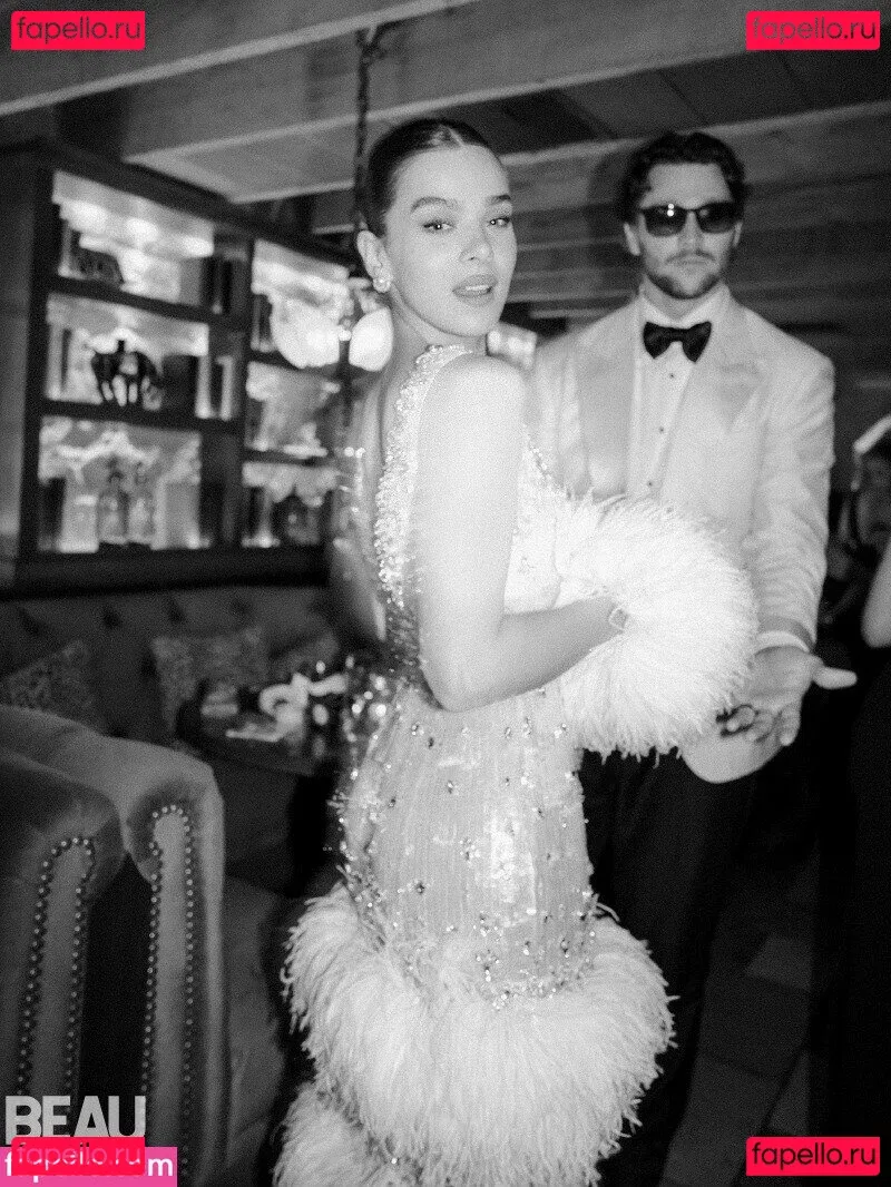 Hailee Steinfeld Onlyfans Photo Gallery 