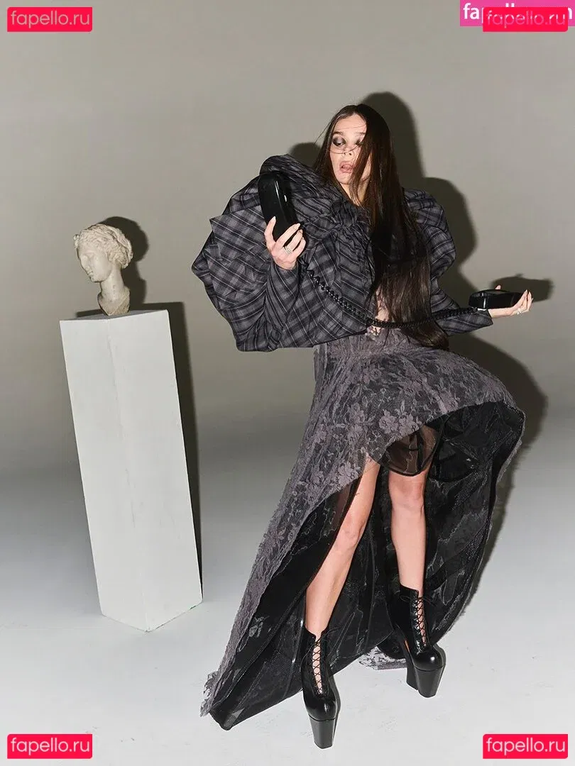 Hailee Steinfeld Onlyfans Photo Gallery 