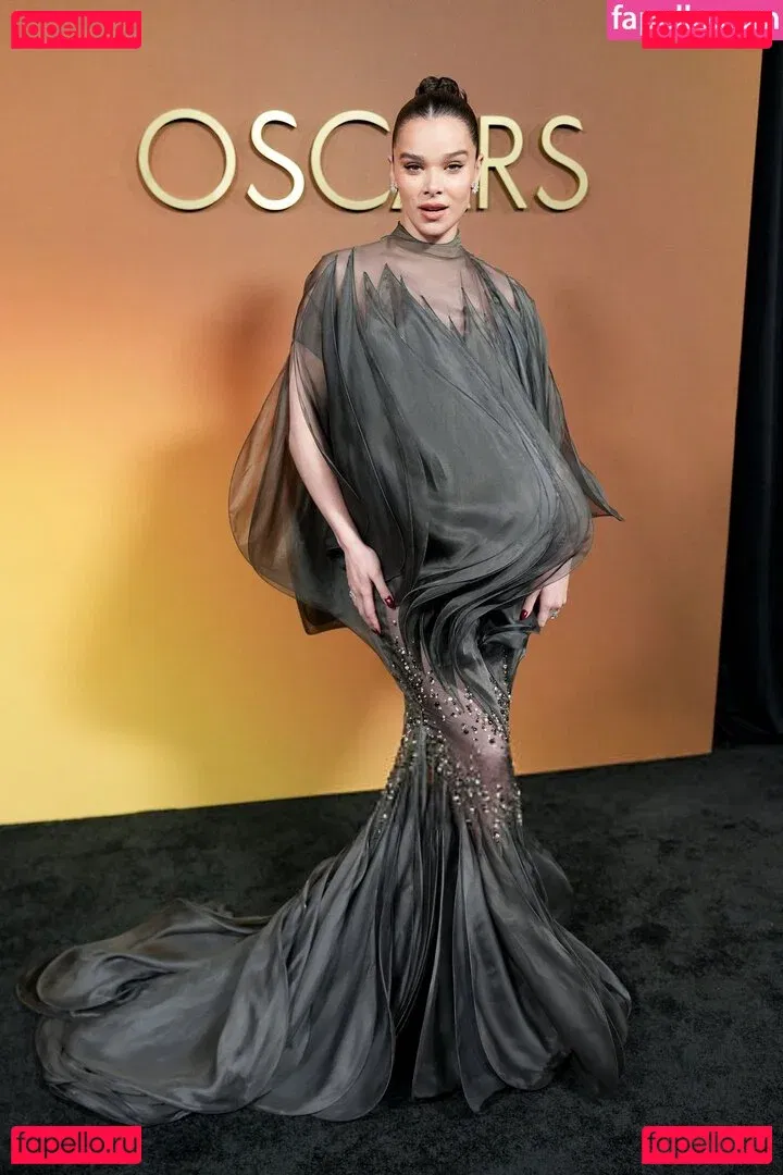 Hailee Steinfeld Onlyfans Photo Gallery 