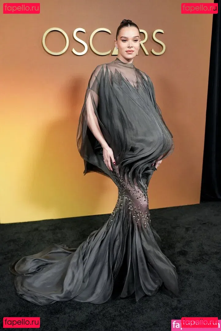 Hailee Steinfeld Onlyfans Photo Gallery 