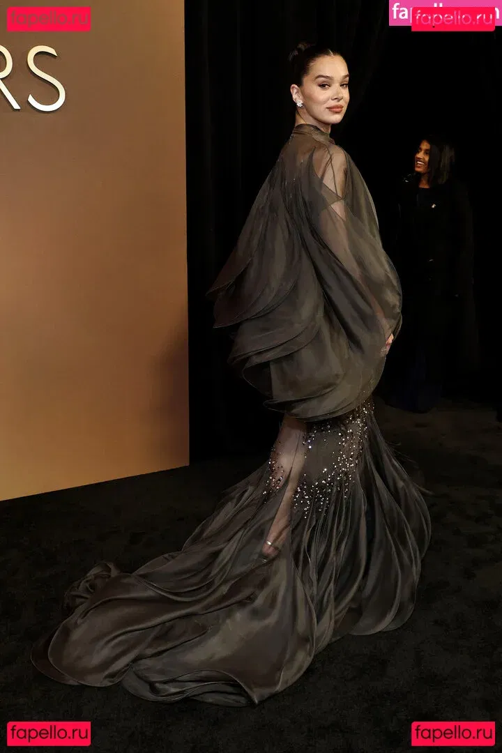 Hailee Steinfeld Onlyfans Photo Gallery 