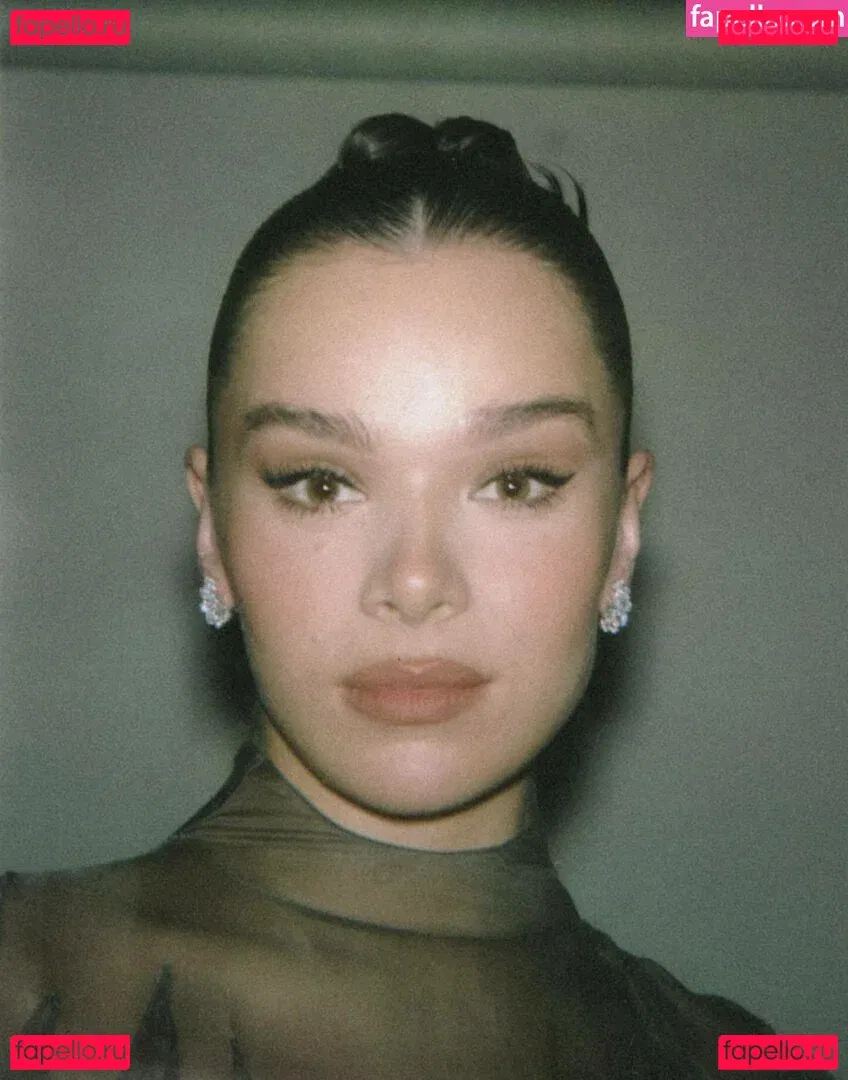 Hailee Steinfeld Onlyfans Photo Gallery 