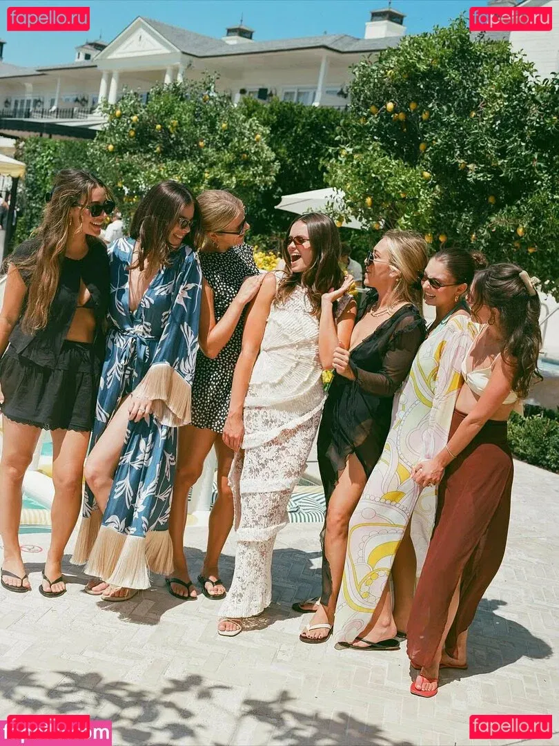 Hailee Steinfeld Onlyfans Photo Gallery 