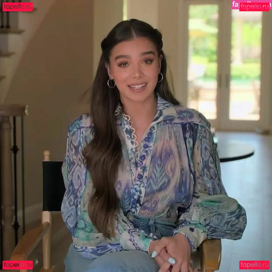 Hailee Steinfeld Onlyfans Photo Gallery 