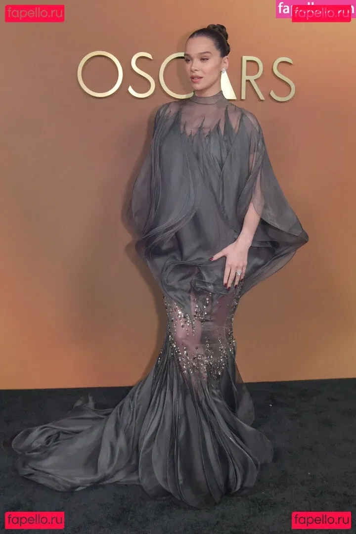 Hailee Steinfeld Onlyfans Photo Gallery 