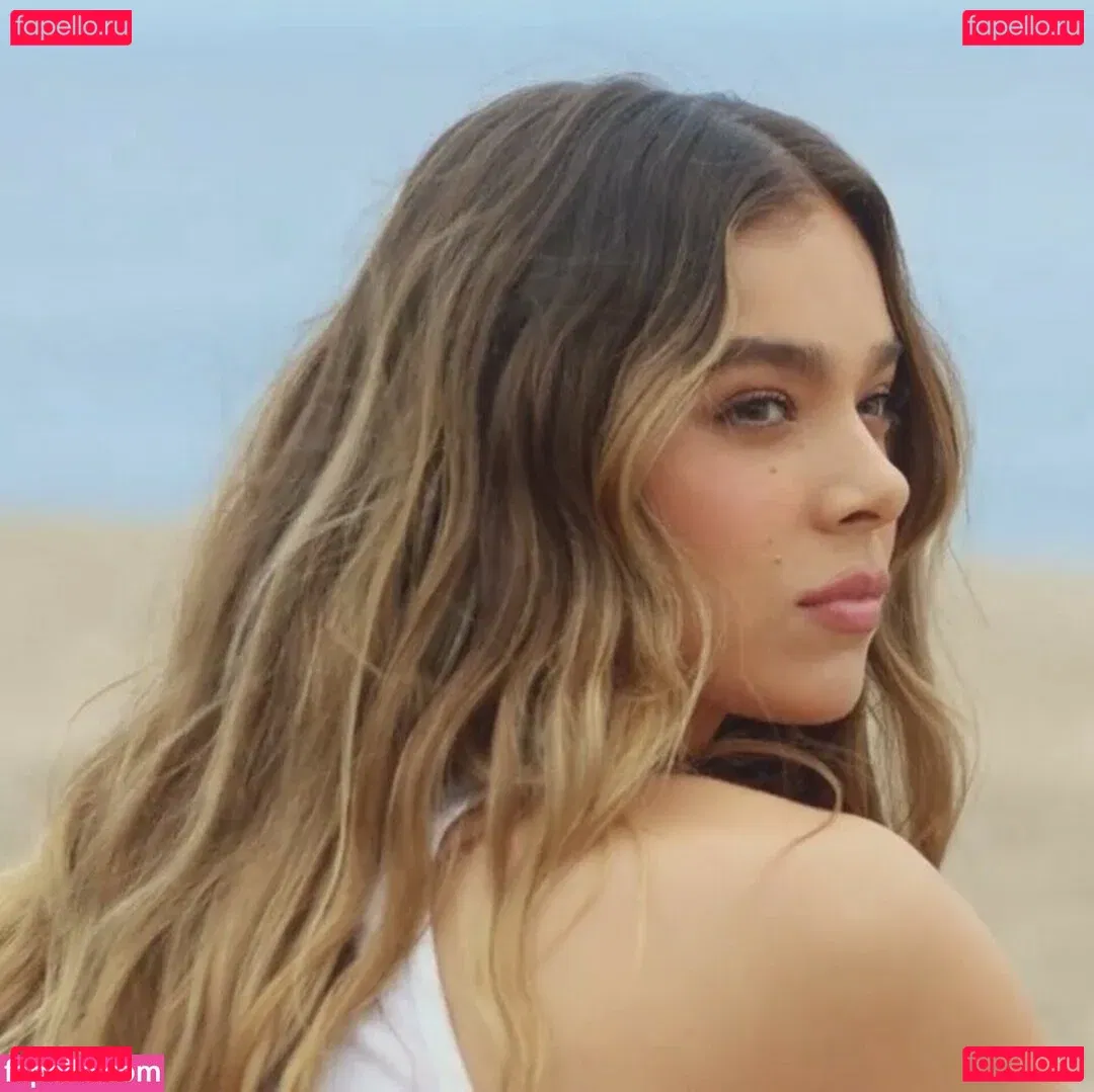 Hailee Steinfeld Onlyfans Photo Gallery 