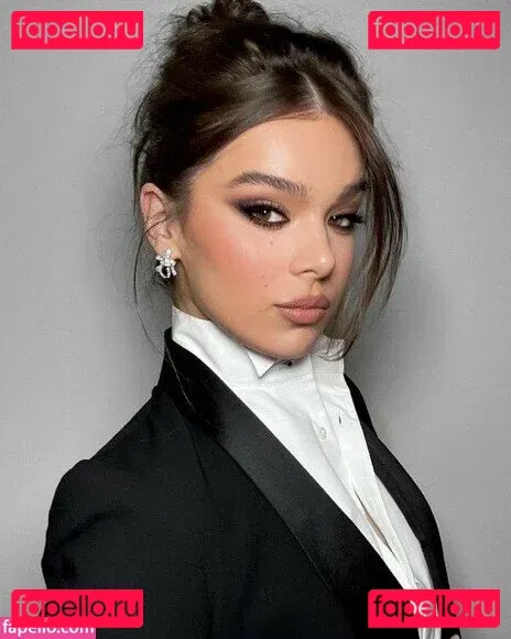 Hailee Steinfeld Onlyfans Photo Gallery 