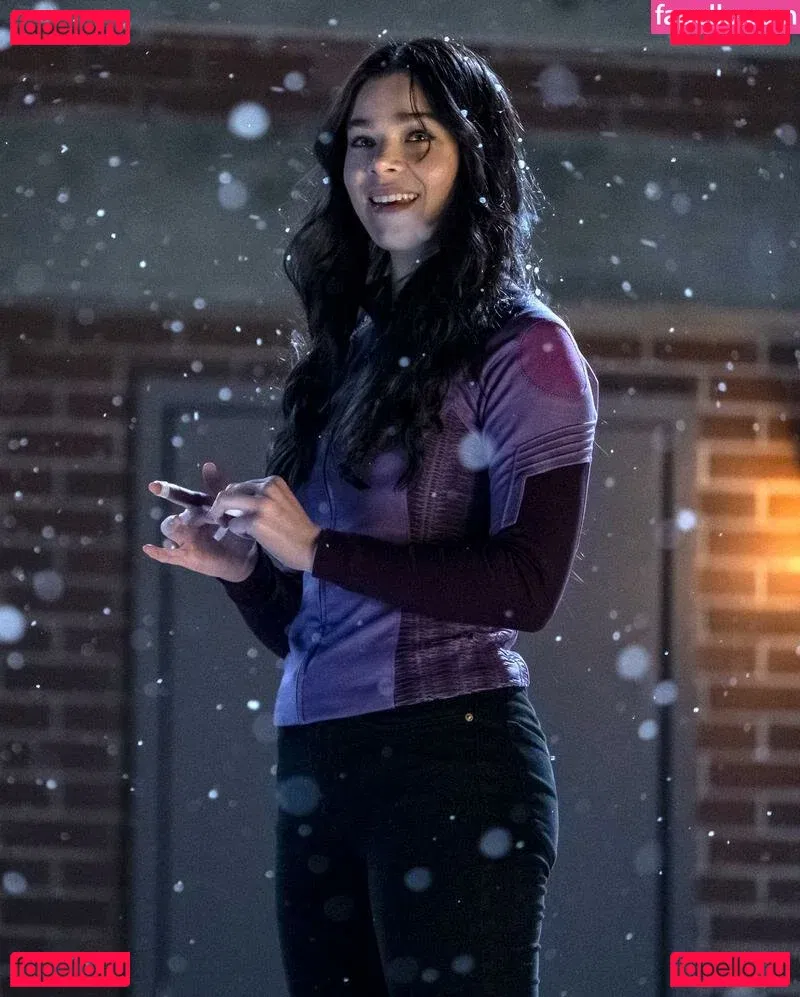 Hailee Steinfeld Onlyfans Photo Gallery 