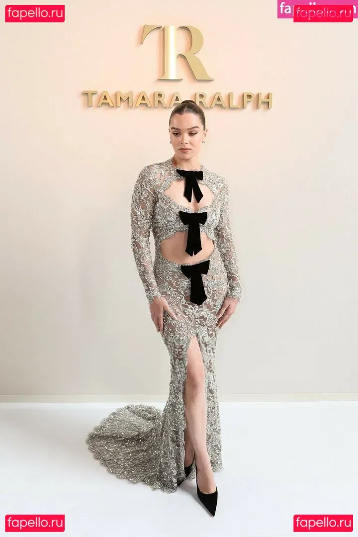 Hailee Steinfeld Onlyfans Photo Gallery 