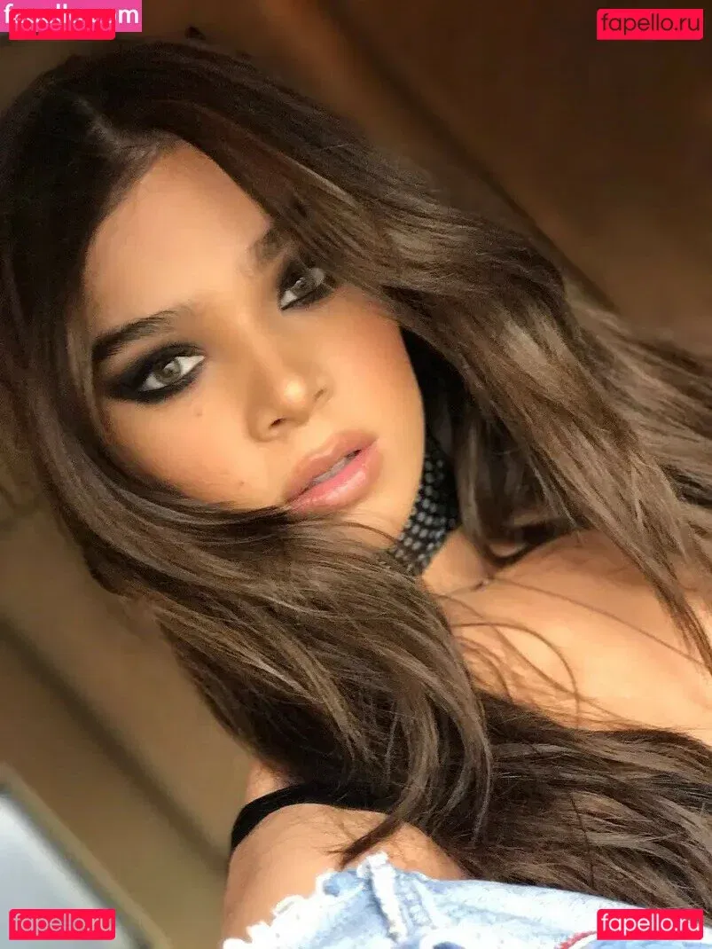 Hailee Steinfeld Onlyfans Photo Gallery 