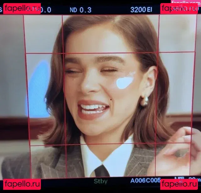 Hailee Steinfeld Onlyfans Photo Gallery 