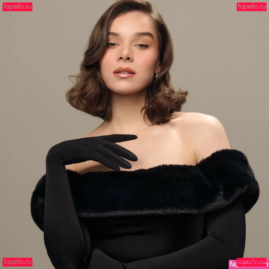 Hailee Steinfeld Onlyfans Photo Gallery 