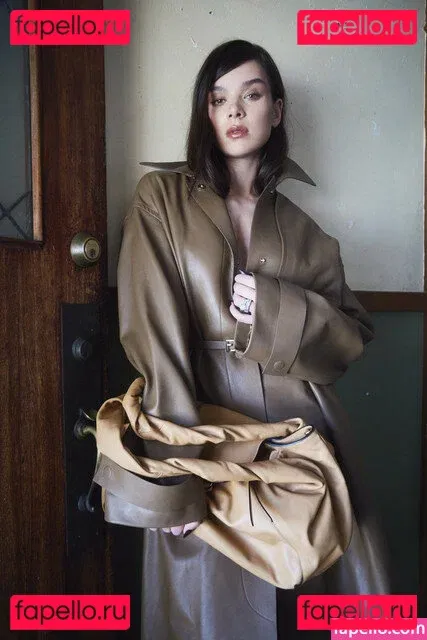 Hailee Steinfeld Onlyfans Photo Gallery 